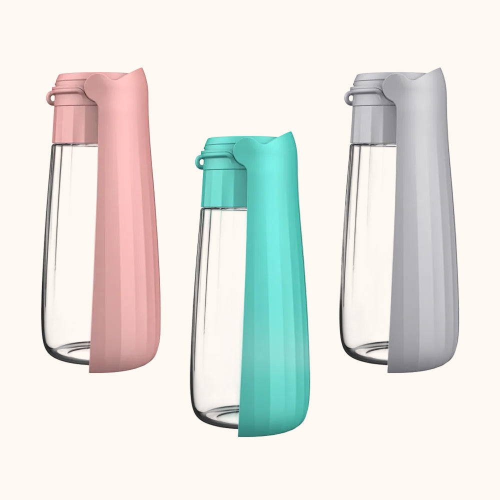 ZampySip Borraccia per cani con design compatto e pratico per l'acqua in movimento.